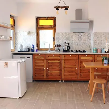 Peninsula Linda House With Megisti And Sea View Apartment *