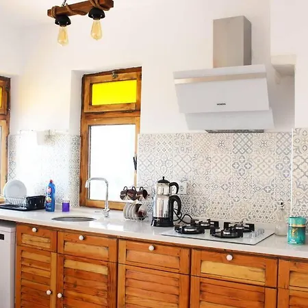Peninsula Linda House With Megisti And Sea View Apartment